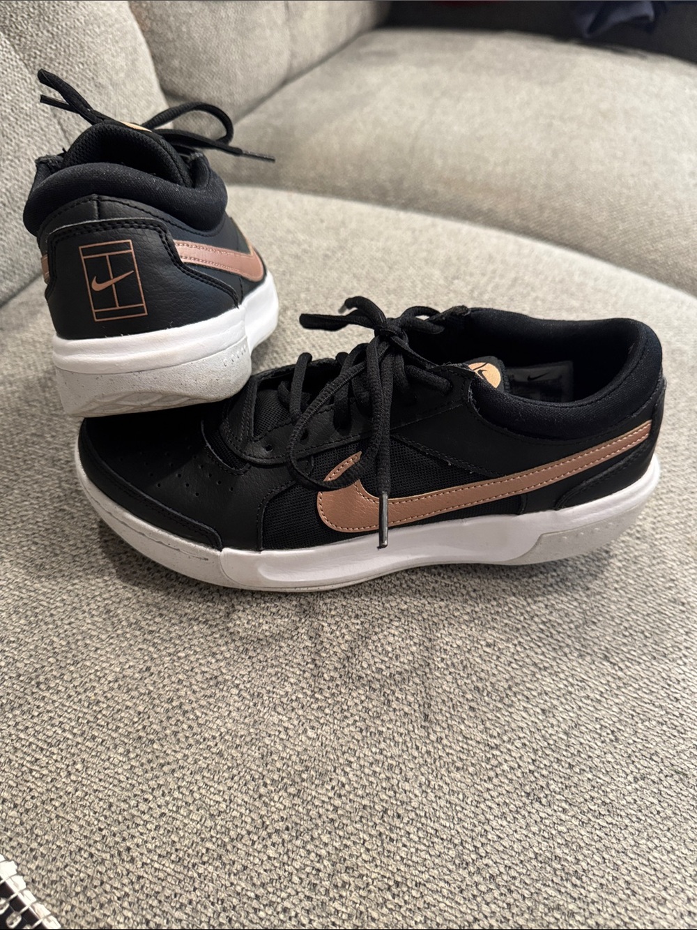 Nike Women's Zoom Court Lite 3 Black  Shoes with Rose Gold Logo Accent 7.5